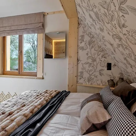 W Rojach Odkryj Chalet *