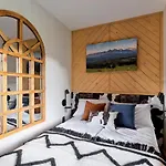 Chalé W Rojach, Odkryj-zakopane