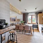 W Rojach, Odkryj-zakopane * Ζακοπάνε