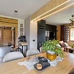 Σαλέ W Rojach, Odkryj-zakopane
