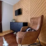 W Rojach, Odkryj-zakopane Σαλέ